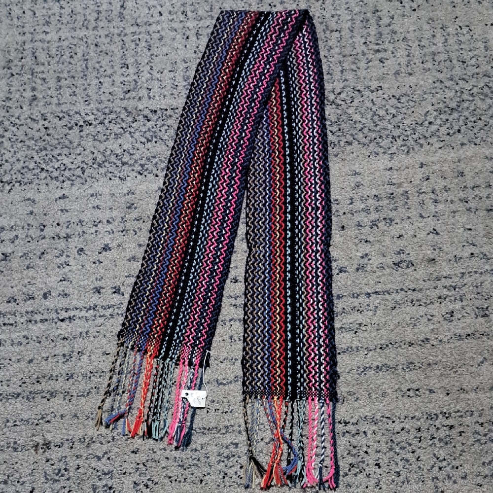 Multicolor Zigzag Pattern Scarf